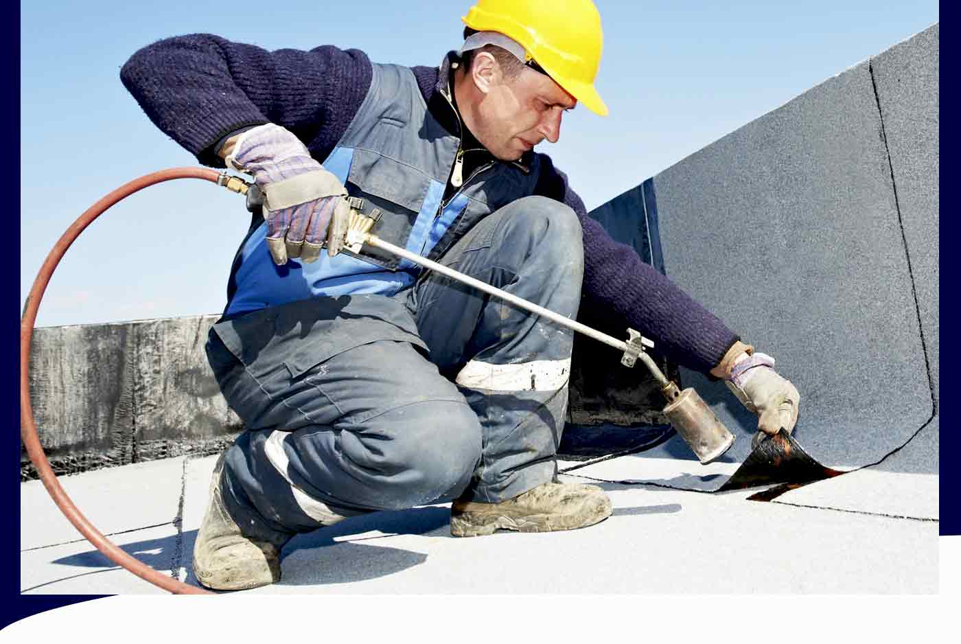 Étanchéité toit plat terrasse  - KENAVO TOITURE : Artisan couvreur dans le Morbihan 56 et le Finistère 29 : Étanchéité toit plat terrasse par membrane d’étanchéité goudronné (bitume), Isolation toiture et combles : Morbihan (56) et Finistère (29)